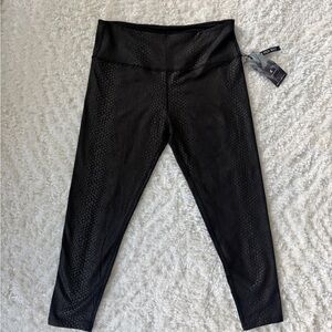 Women’s Sz XL leggings. NWT.
